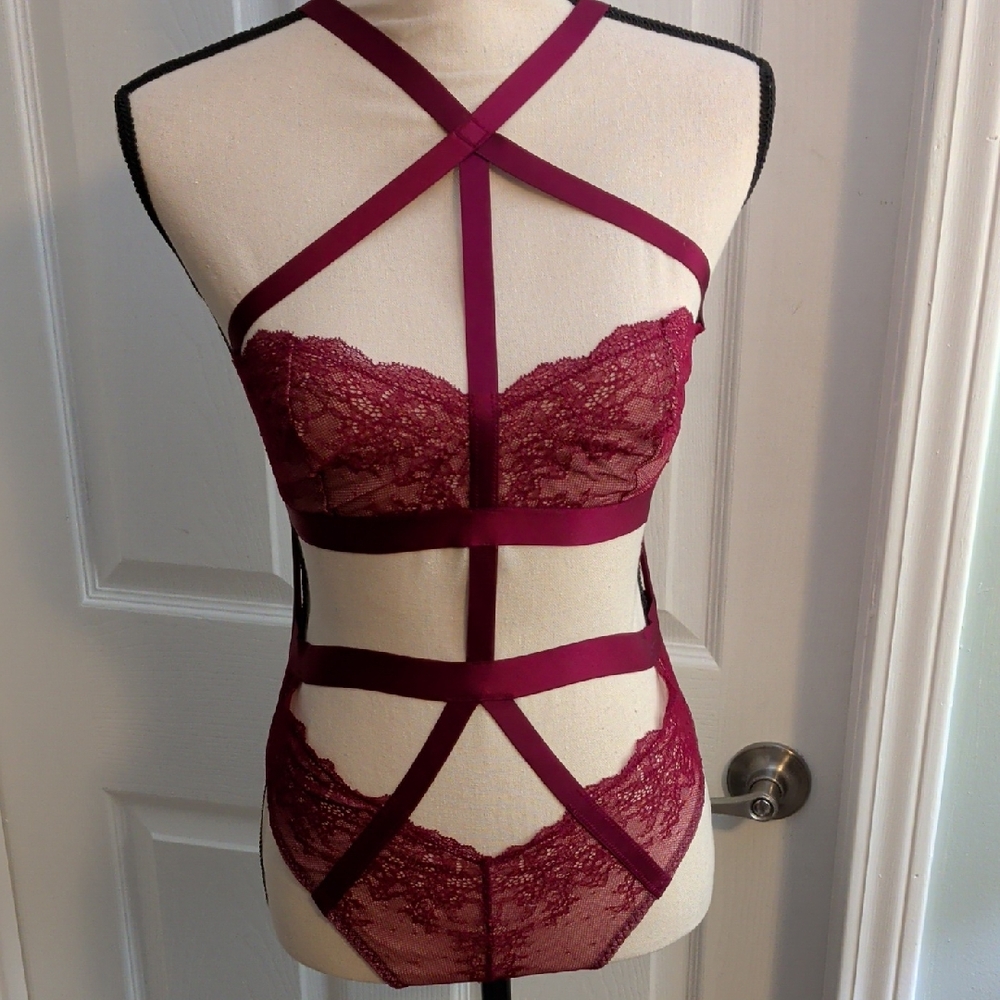 Victoria's Secret Burgundy Lace Strappy Bra Set